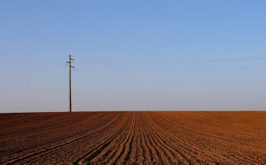 ЕРП Север съветва да се спазват правилата за безопасност при дейности в близост до електропроводи
